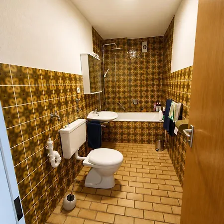 1 * Alsdorf